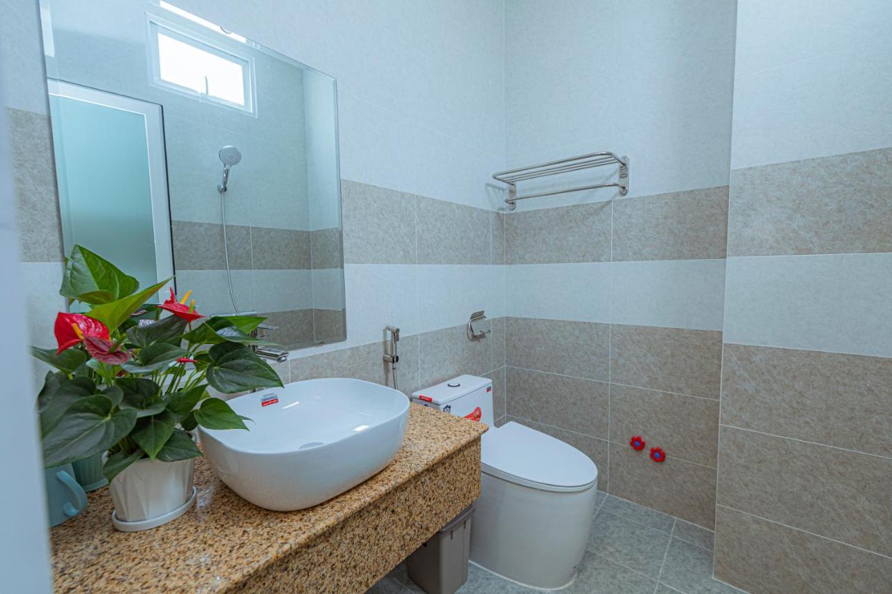 Khanh Uyen 2 Hotel Да Лат Екстериор снимка